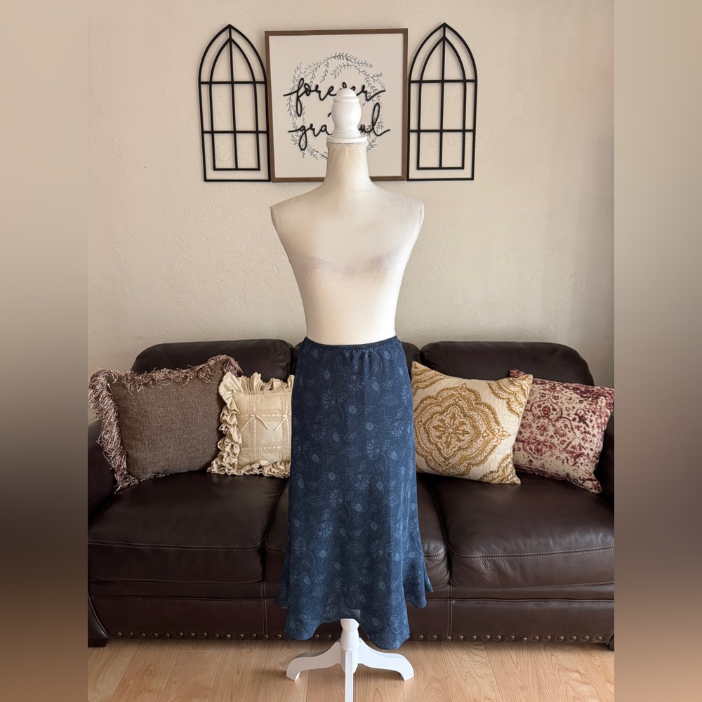 Vintage Y2K Navy Blue Paisley Floral Ruffled Hem Skirt Size M Whimsical - Picture 7 of 12
